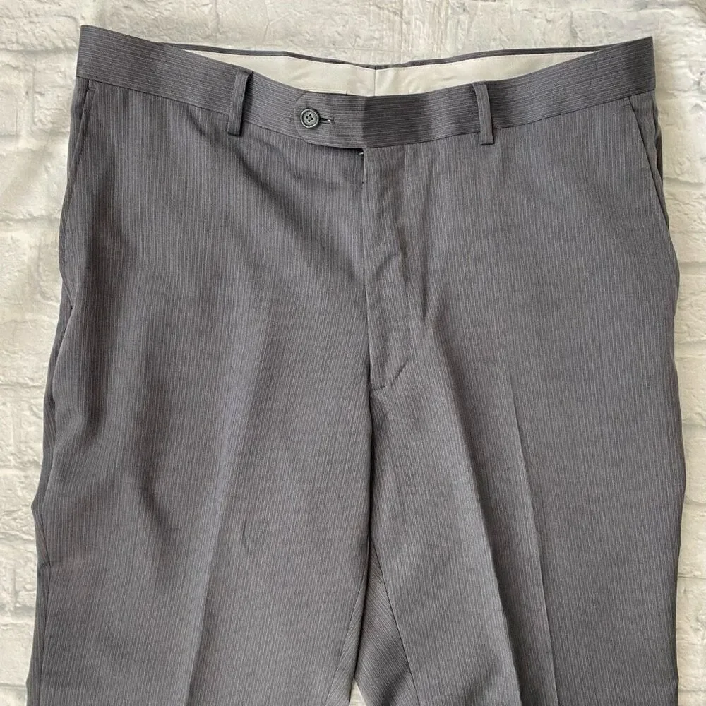 J Lawrence for men 44R 2 piece 100% wool suit 38/32 pants grey w/pin stripe